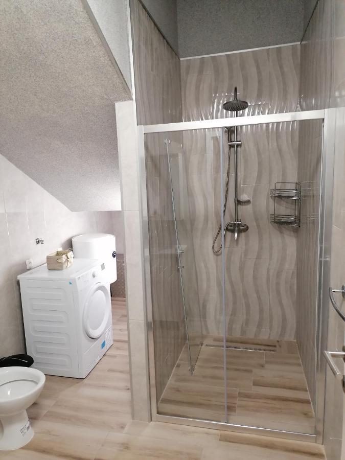 Apartman Nina Kali Esterno foto