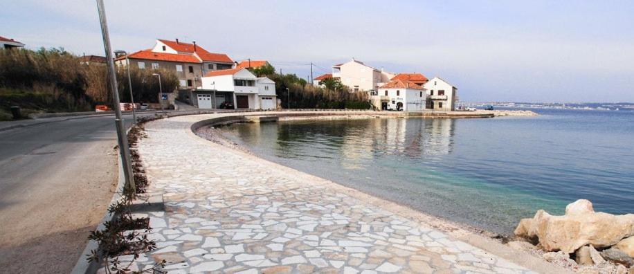 Apartman Nina Kali Esterno foto