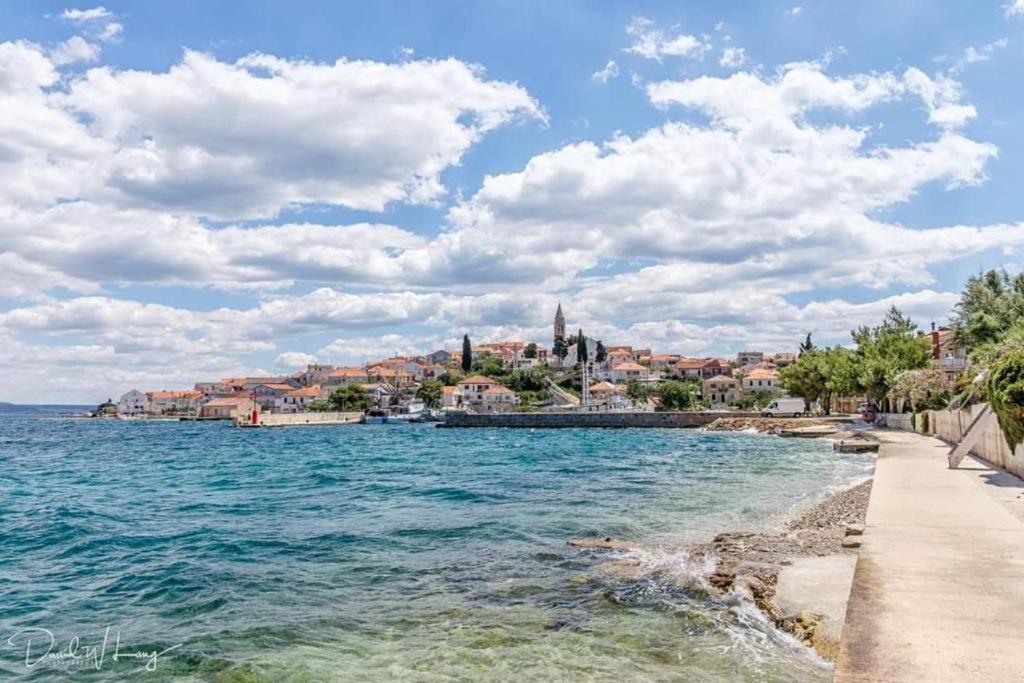 Apartman Nina Kali Esterno foto