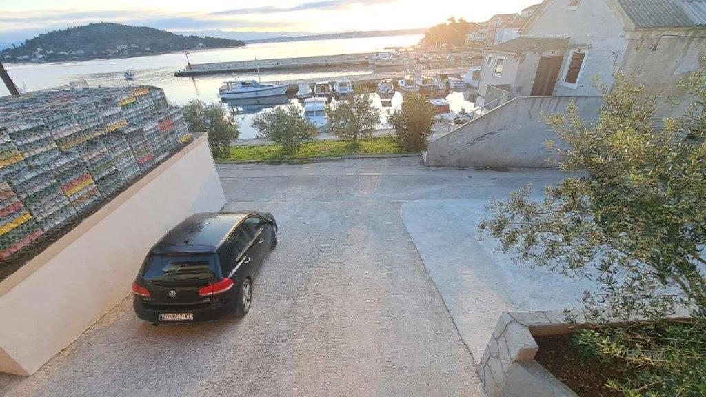 Apartman Nina Kali Esterno foto