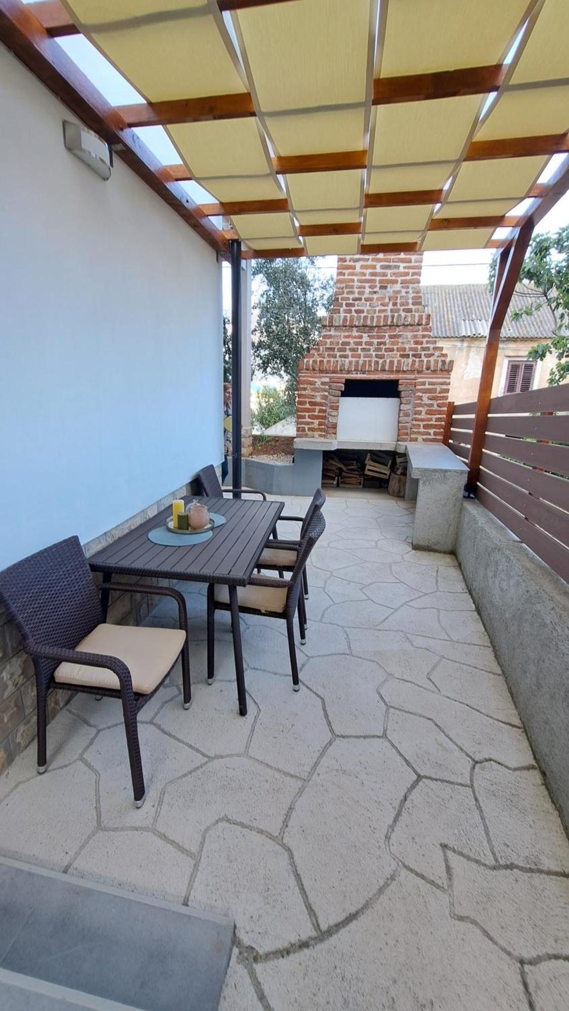 Apartman Nina Kali Esterno foto