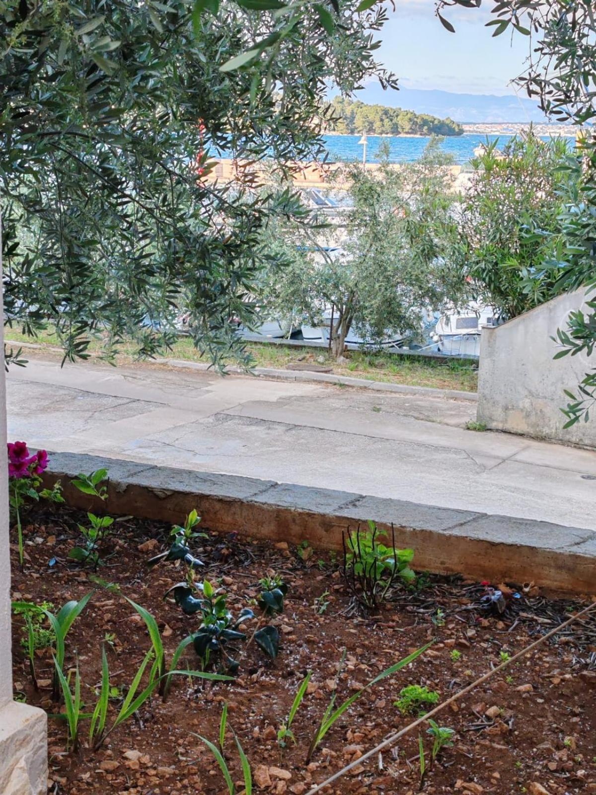 Apartman Nina Kali Esterno foto