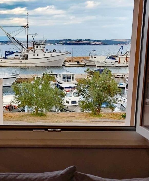 Apartman Nina Kali Esterno foto